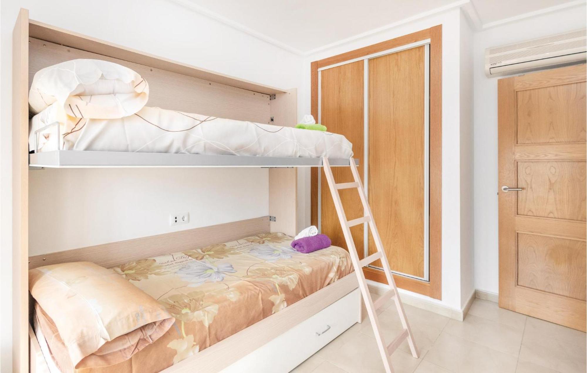 Beautiful Apartment In Roldan With Wifi Los Tomases Exterior photo